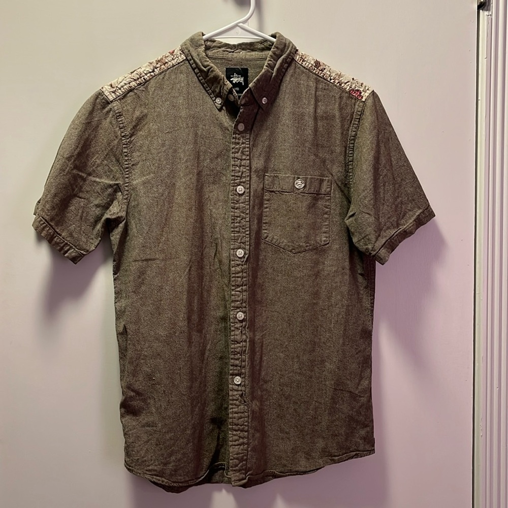 Stussy short-sleeved button down shirt